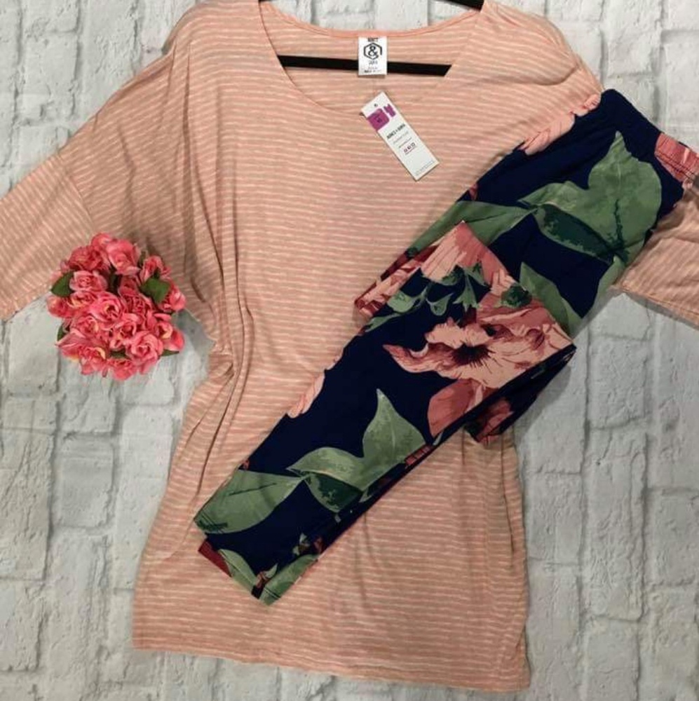 Agnes and Dora Dolman Tunic